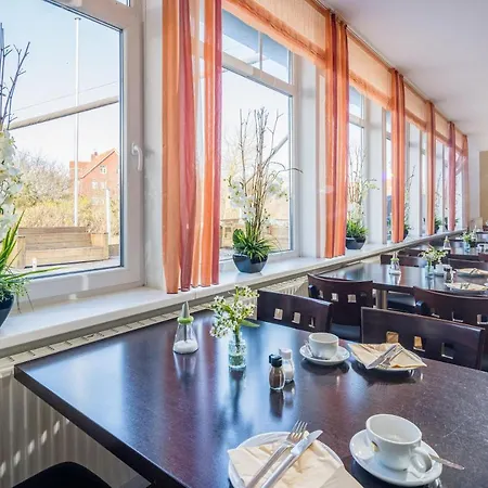 Strandhotel Achtert Diek Лангеоог